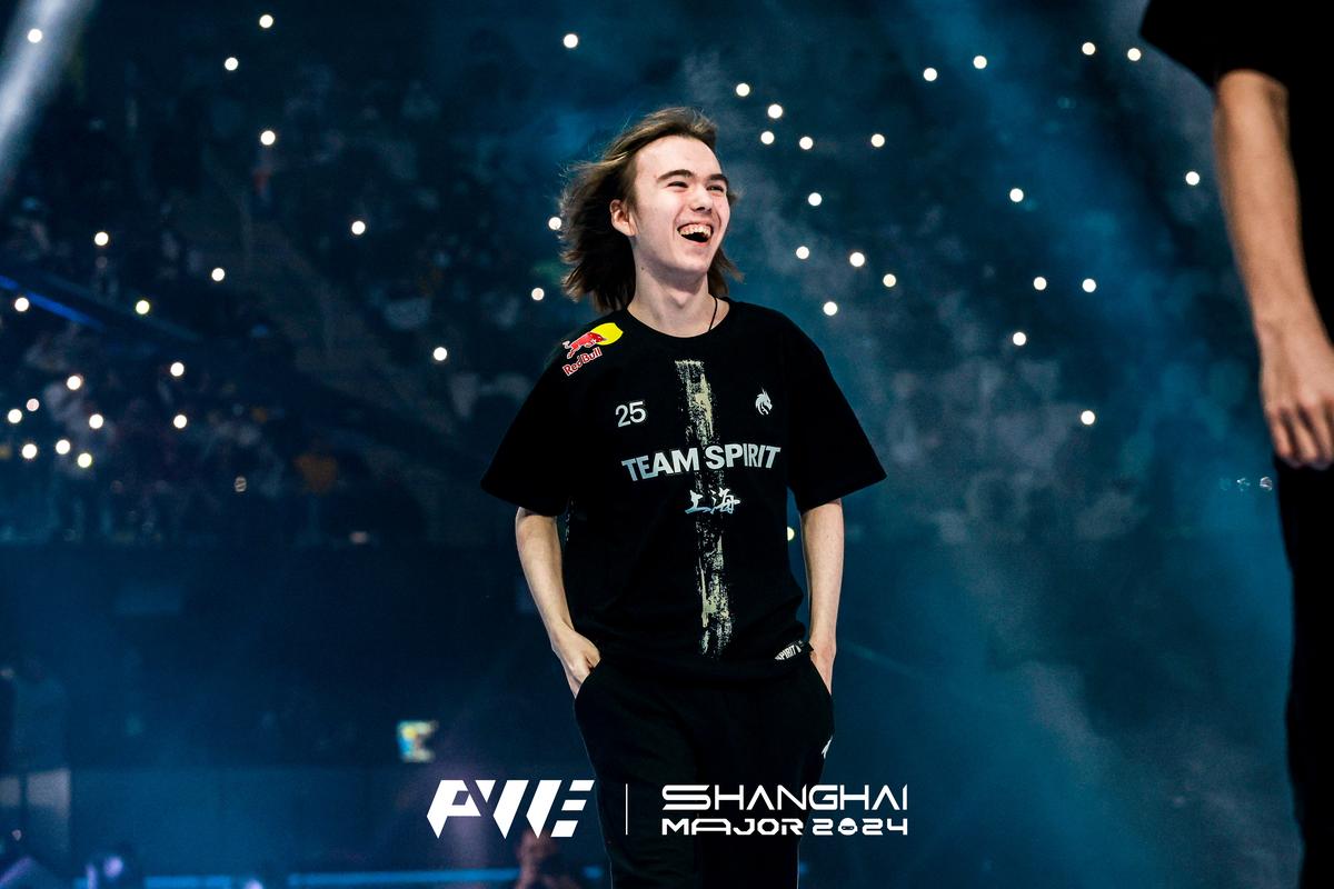 QiuQiu ：第二局的时候其实没有想到对面会选到阿木木